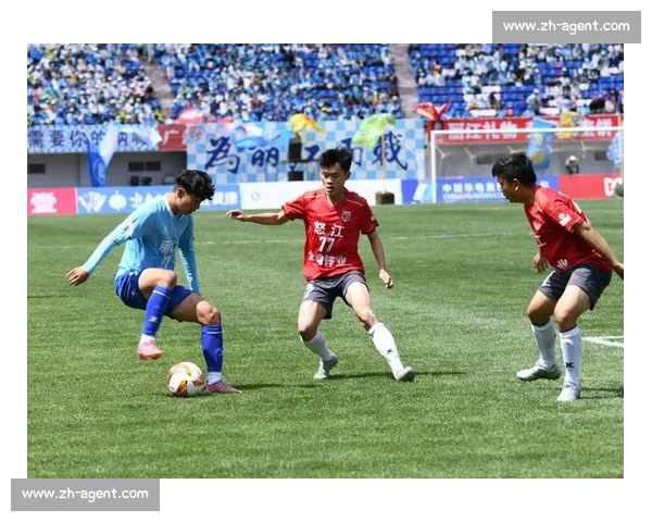 排球决赛激战正酣球场瞬间精彩纷呈观众热情高涨